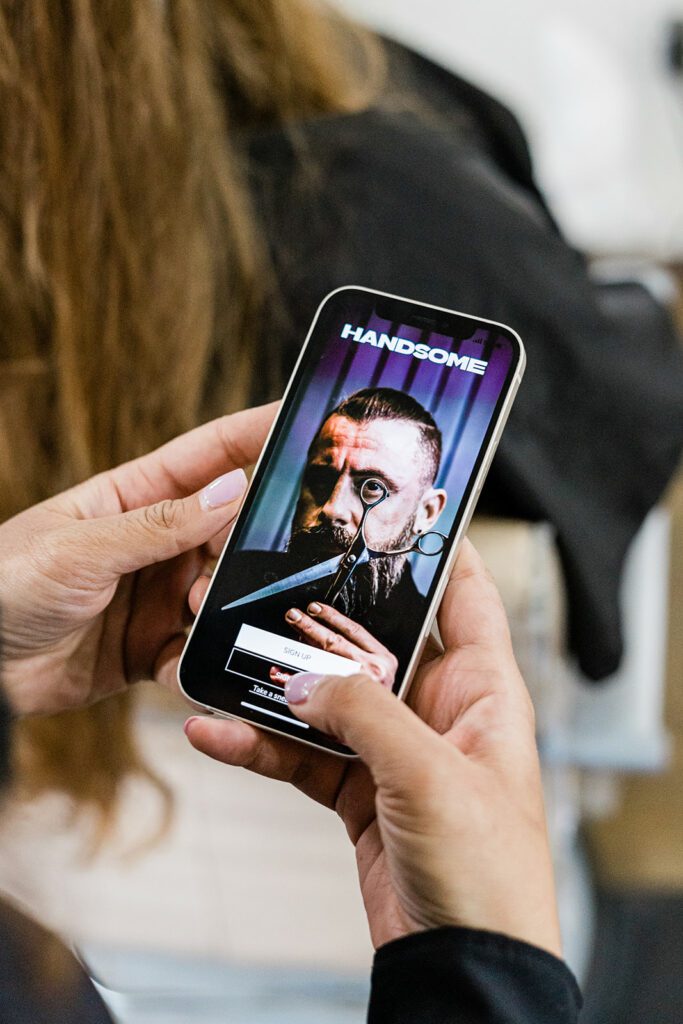 Handsome is a career and advice-sharing app that provides the beauty and barber pros community & digital tools to advance in their careers.